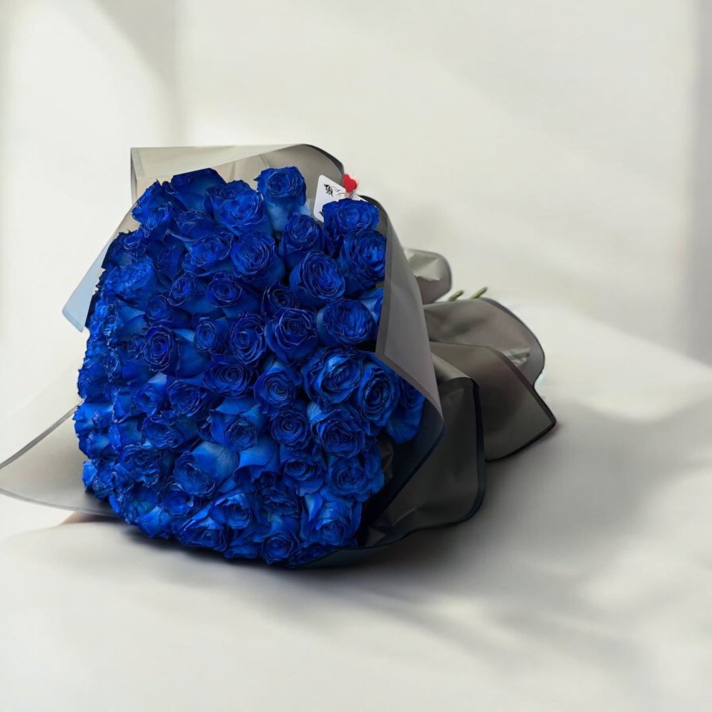 50 Blue roses