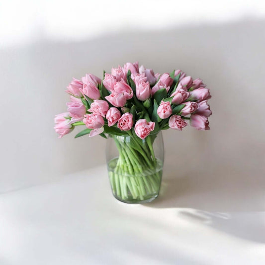 Large bouquet of 30 fresh pink tulips in a vase – same day flower delivery Los Angeles