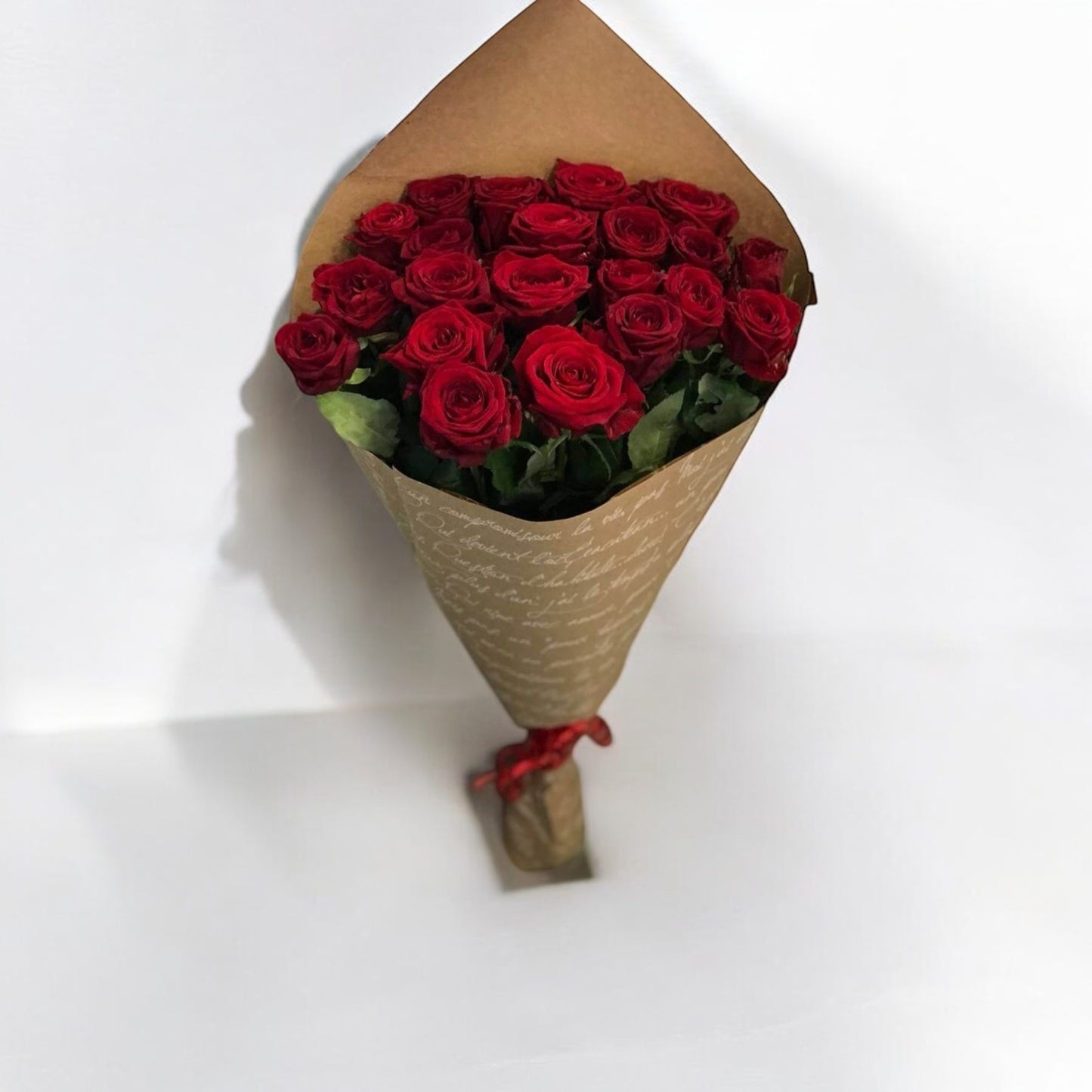 Long stem red roses bouquet with same day delivery in Los Angeles – romantic floral gift for love, special occasions, or Valentine's Day