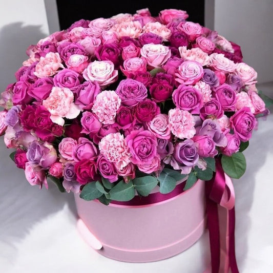 Elegant pink rose bouquet in a gift box for same day flower delivery Los Angeles with free shipping and local florist service