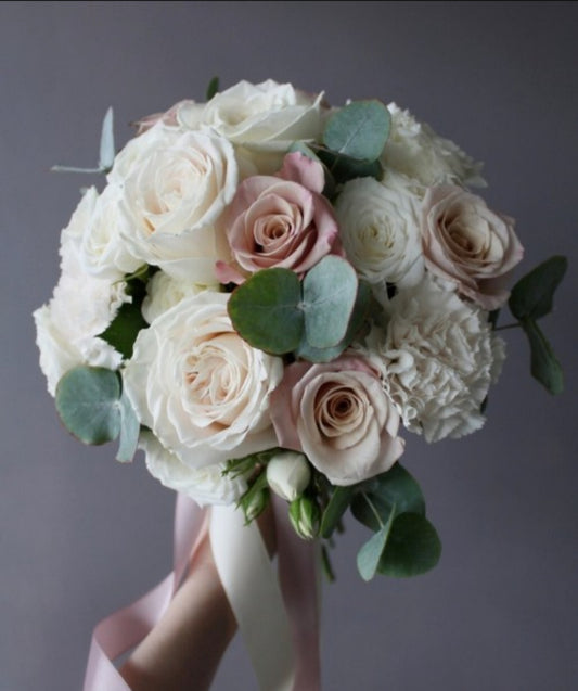 White wedding bouquet with fresh roses, elegant floral design, same day flower delivery in Los Angeles