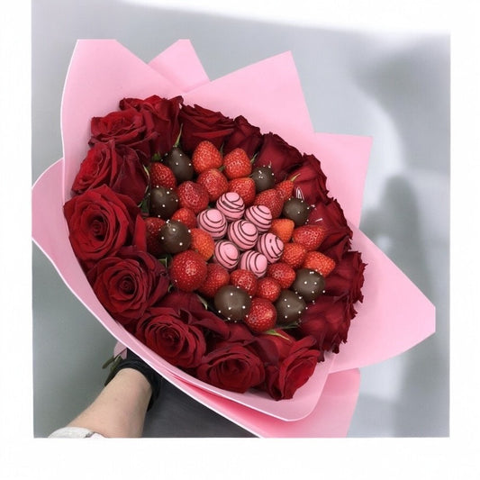 Indulgent Strawberry Bouquet in Belgian Chocolate with Elegant Floral Accents