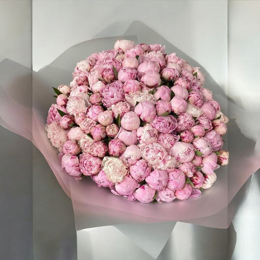 Elegant luxury peony bouquet with same day flower delivery in Los Angeles and free local shipping